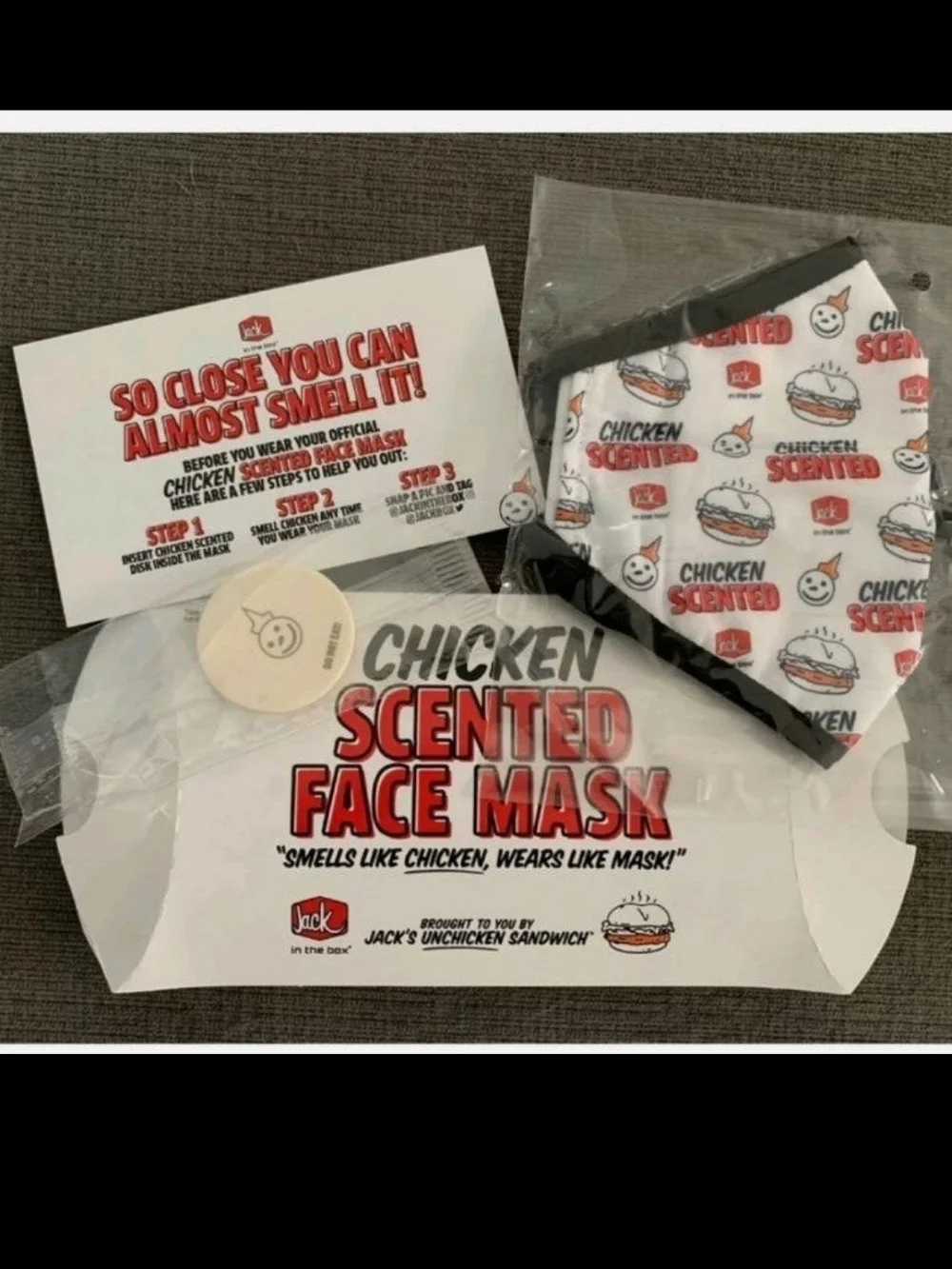 Jack in the Box Chicken Scented FaceMask NWT (2)